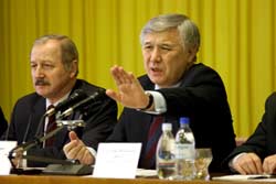 Премьер-министр Юрий Ехануров назвал Полтавскую область “крепким середняком” и перечислил наши недостатки