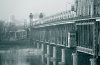 В воскресенье с Крюковского моста спрыгнул 36-летний мужчина. Фото: Евгений Асауленко