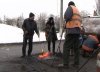 В Кременчуге продолжается зимний ремонт дорог