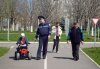 Кременчугские милиционеры в автогородке учили детей правильно вести себя на дороге