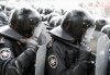 В Киев свозят внутренние войска