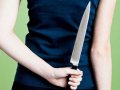 В Кременчуге 24-летняя девушка нанесла сожителю ножевое ранение