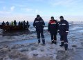 В Кременчугском водохранилище с оторвавшейся льдины спасено 25 рыбаков (фото, видео)