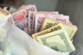 «ПриватБанк» ограничил транзакции, при которых конвертация гривны в валюту проходит на стороне магазина «ПриватБанк» ограничил транзакции, при которых конвертация гривны в валюту проходит на стороне магазина