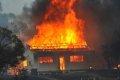 В Кременчуге за сутки пожарные ликвидировали три пожара: в бане, доме и автомобиле
