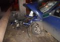 В Комсомольске «ВАЗ» врезался в бетонную опору, водитель погиб (обновлено, фото)