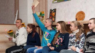 Кременчугскую воспитательную колонию посетил замминистра юстиции Денис Чернышов